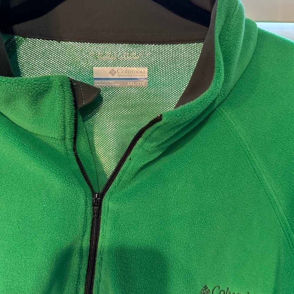 1/4 zip pullover​​​​​​​ - Picture 3 of 3